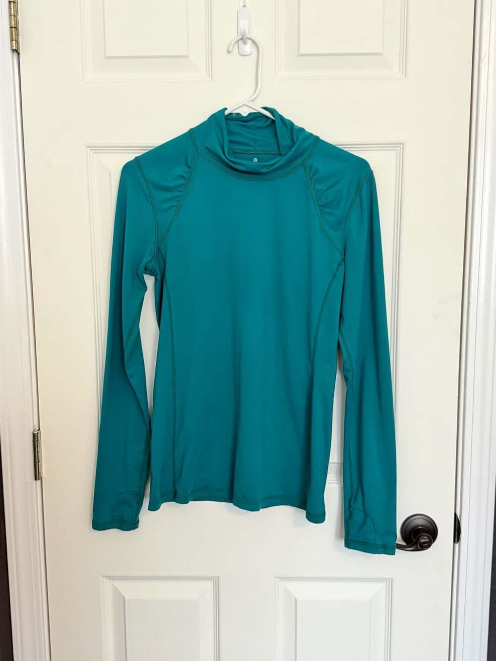 Athleta Long Sleeve Funnel Neck Top Size S